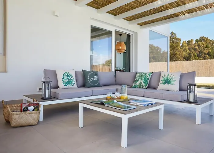 Villa Sariva Casesicule - Heated Pool, At 50 M